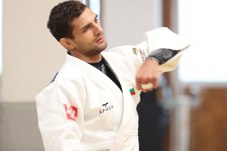 Тренировка на националите по джудо преди Европейското